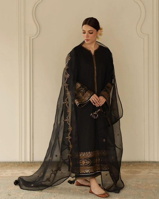 Embroidered Lawn 3Pc